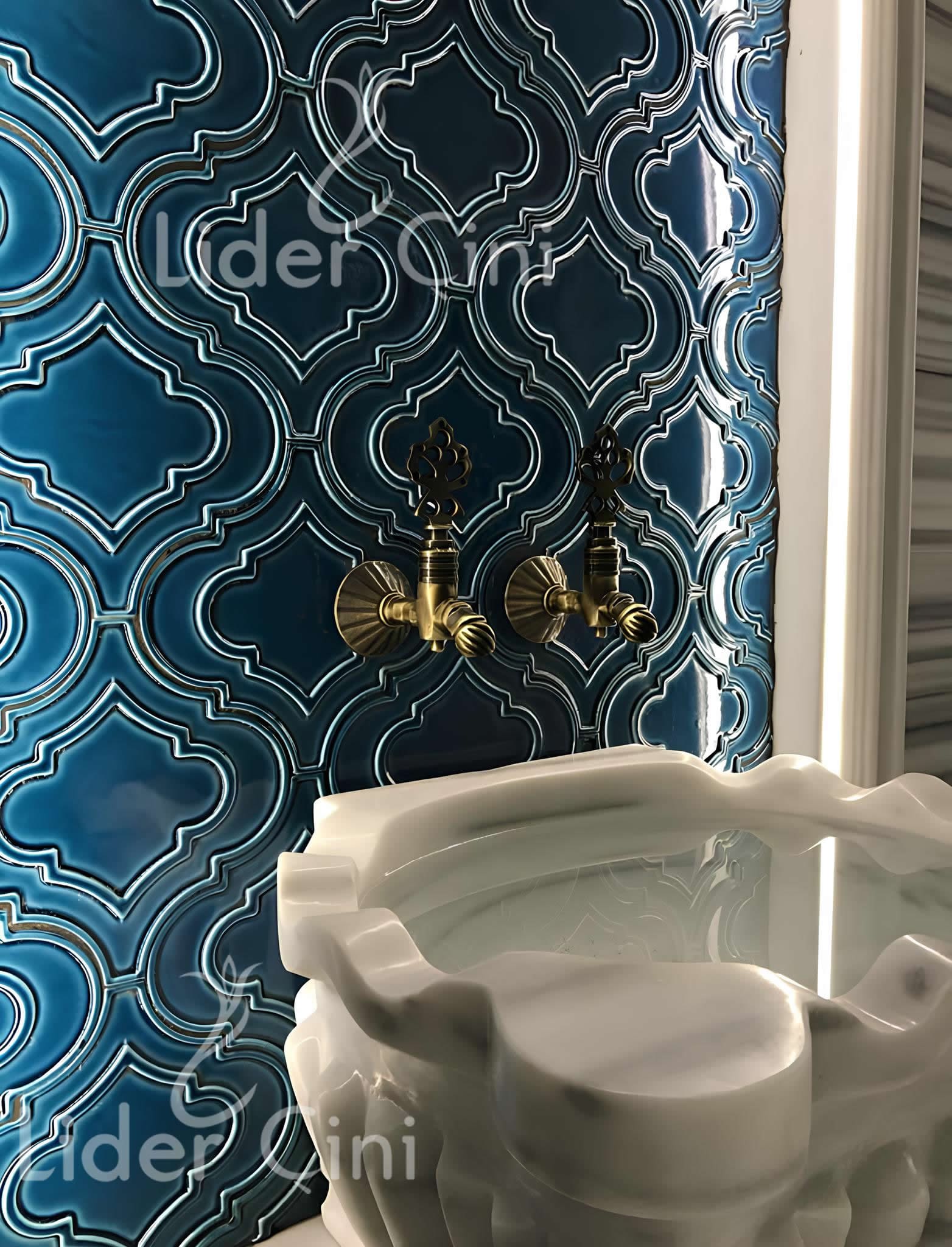 Hamam Çinileri-25, Lider Çini, 80x160 Mavi Beyaz Osmanlı Çini Desenli Hamam Kurna Arkası Çinileri, Bahtroom Tiles, Hamam Panoları, Duş İçi Seramik Çini Pano